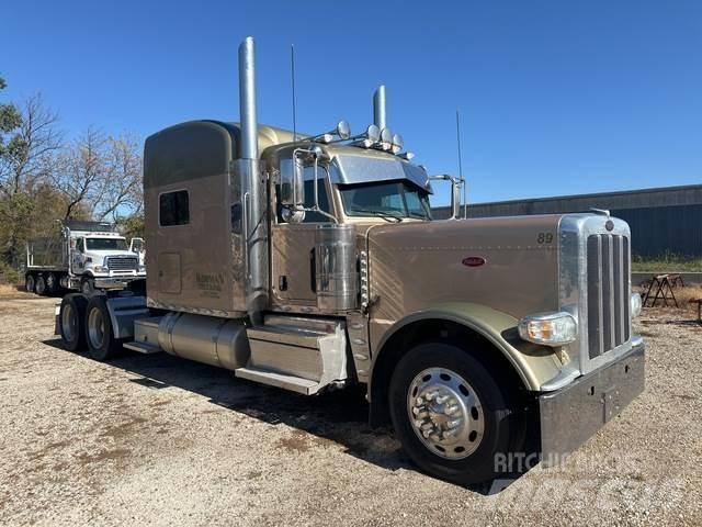 Peterbilt 389 Vetopöytäautot