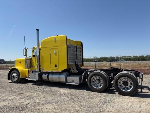 Peterbilt 389 Vetopöytäautot