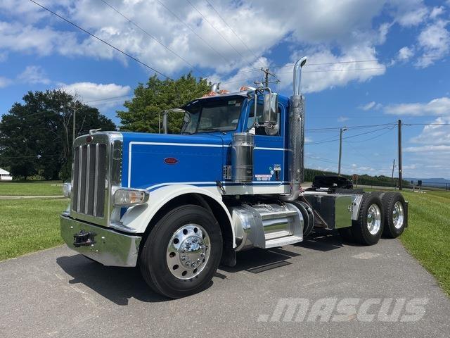 Peterbilt 389 Vetopöytäautot