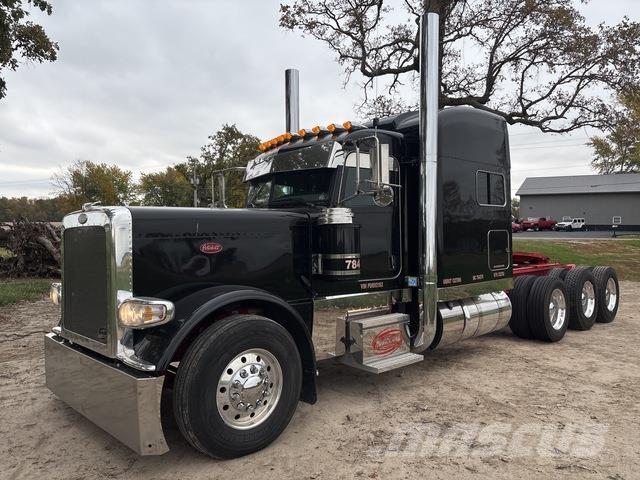 Peterbilt 389 Vetopöytäautot