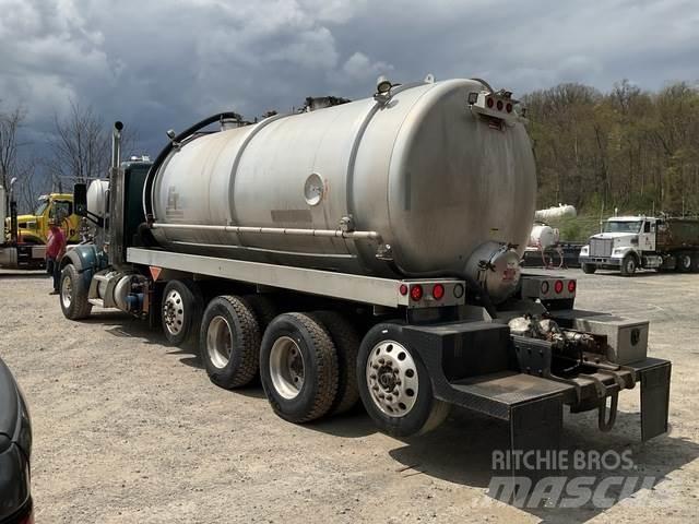Peterbilt 567 Paine-/imuautot