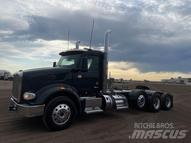 Peterbilt 567 Vetopöytäautot