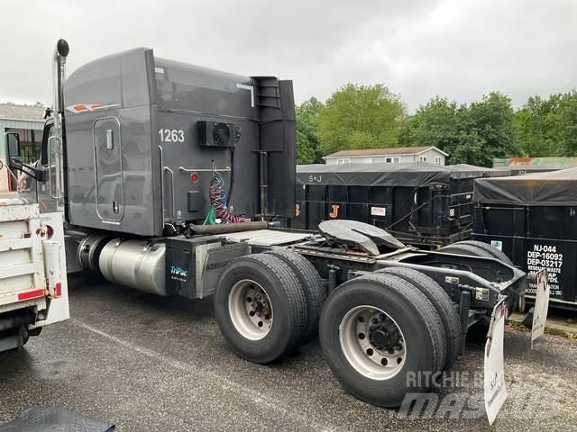 Peterbilt 567 Vetopöytäautot