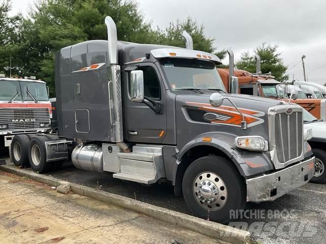 Peterbilt 567 Vetopöytäautot