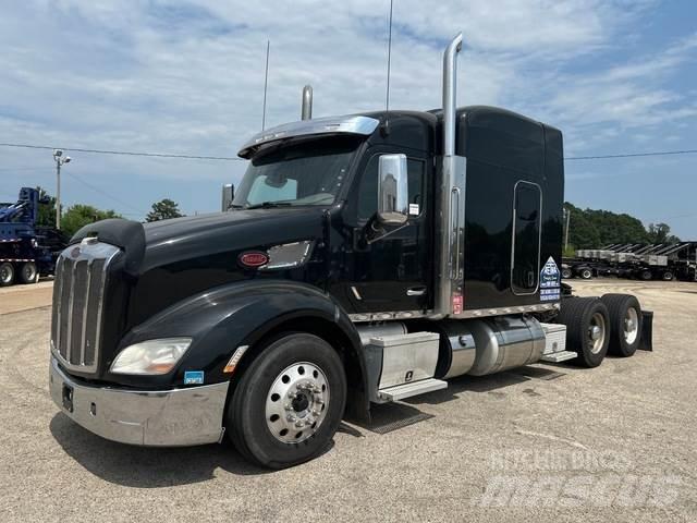 Peterbilt 579 Vetopöytäautot