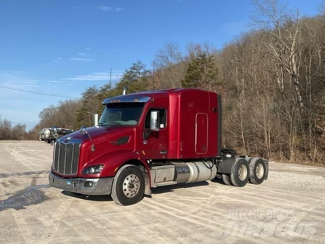 Peterbilt 579 Vetopöytäautot