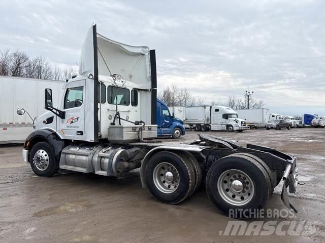 Peterbilt 579 Vetopöytäautot
