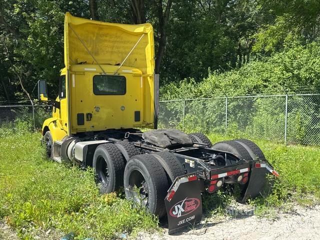 Peterbilt 579 Vetopöytäautot