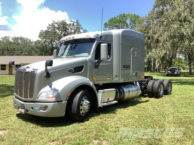Peterbilt 579 Vetopöytäautot