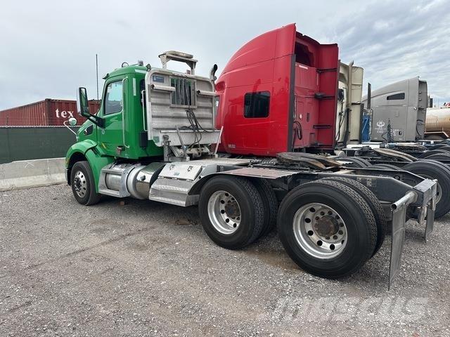 Peterbilt 579 Vetopöytäautot