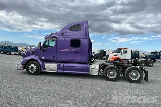 Peterbilt 587 Vetopöytäautot