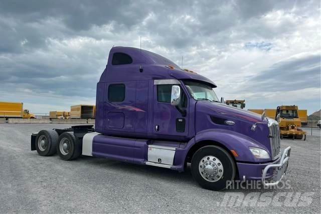 Peterbilt 587 Vetopöytäautot