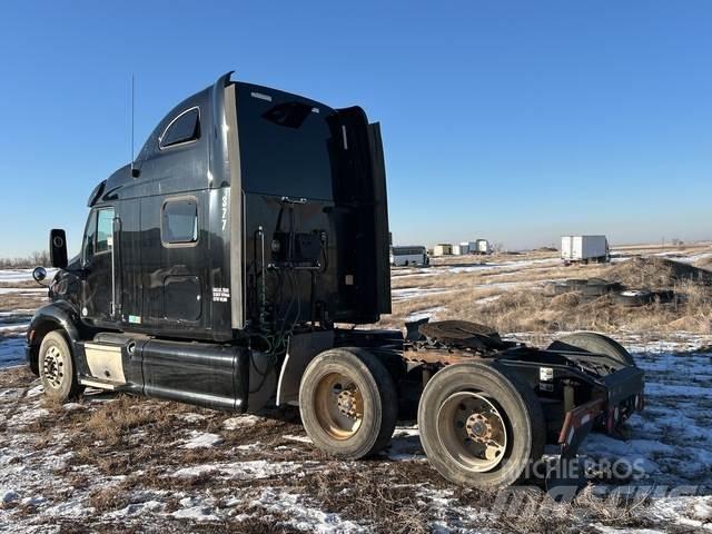 Peterbilt 587 Vetopöytäautot