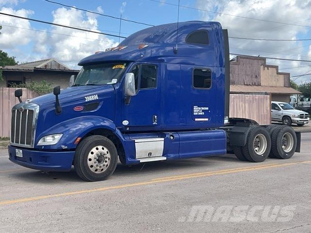 Peterbilt 587 Vetopöytäautot