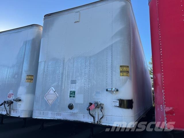  Pines Umpikoriperävaunut