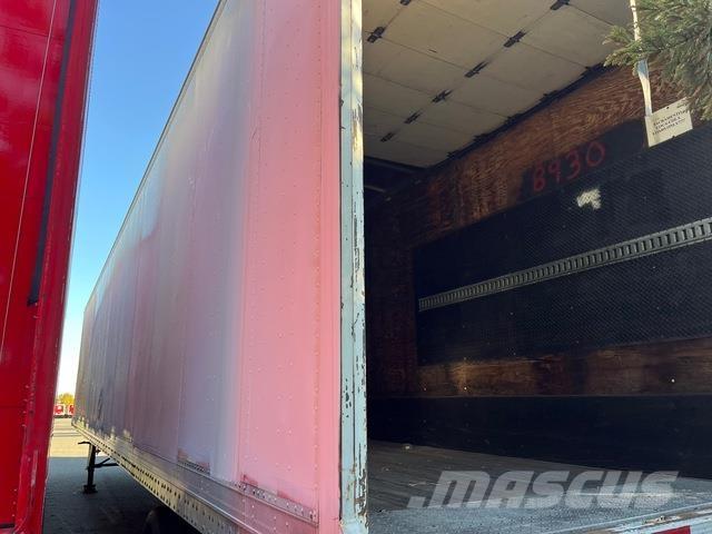  Pines Umpikoriperävaunut