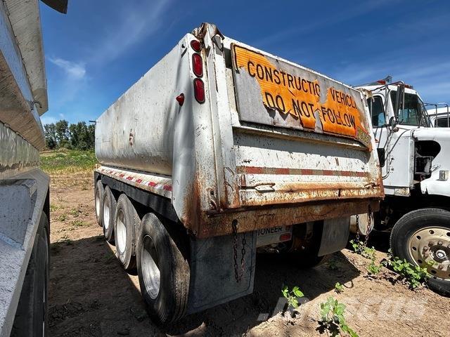 Pioneer  Sora- ja kippiperävaunut