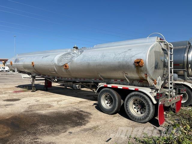 Polar  Säiliöperävaunut