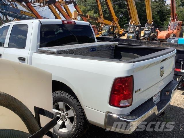 RAM 1500 Lava-autot