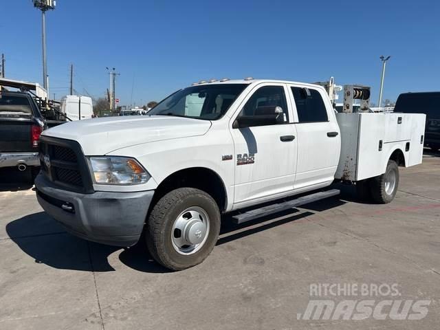 RAM 3500 Tienhoitoautot