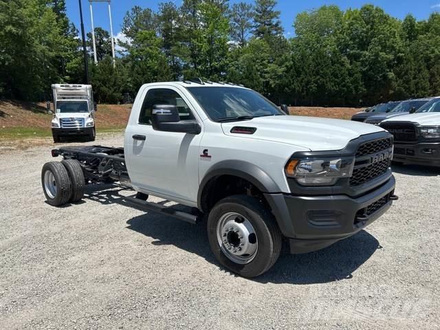 RAM 5500 Ohjaamot ja sisustat
