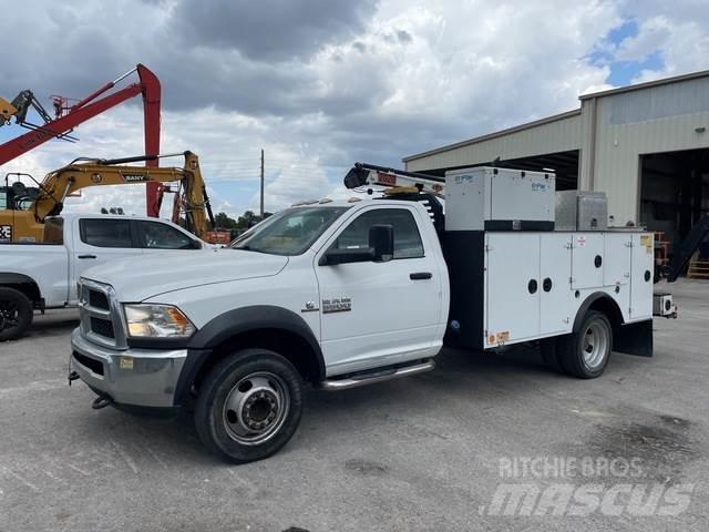 RAM 5500 Tienhoitoautot