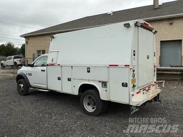RAM 5500 Lava-autot