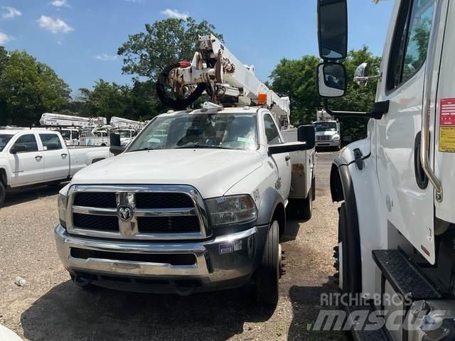 RAM 5500 Nostolava-autot