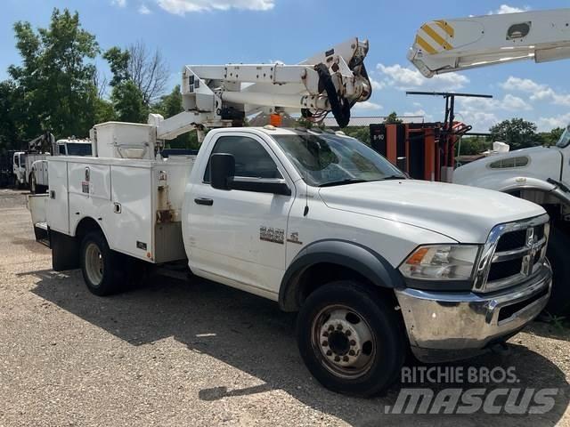 RAM 5500 Nostolava-autot