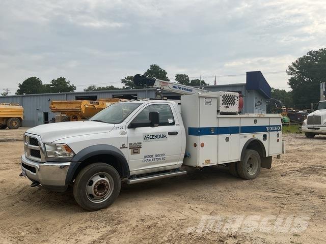 RAM 5500 Tienhoitoautot