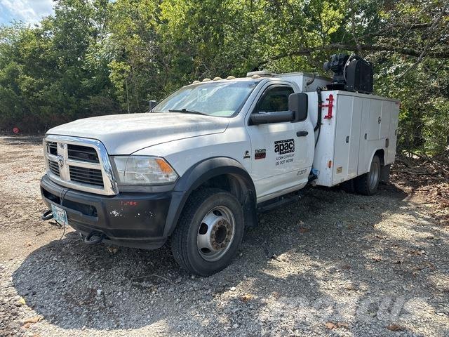 RAM 5500 Tienhoitoautot