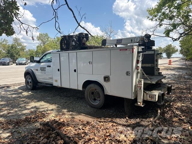 RAM 5500 Tienhoitoautot