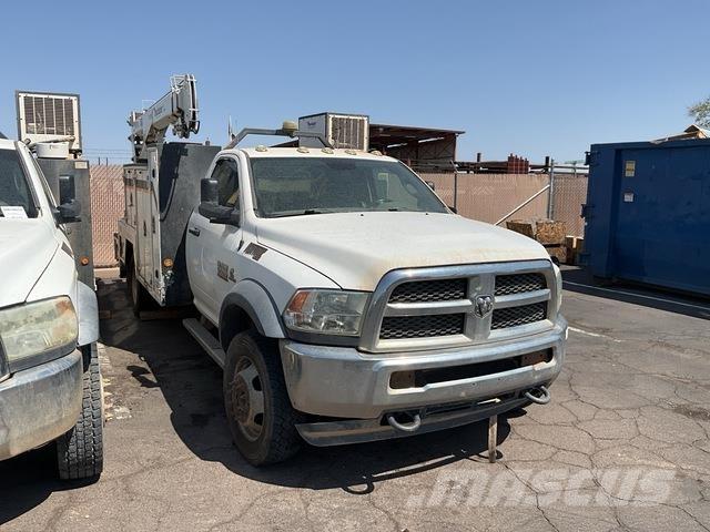 RAM 5500 Tienhoitoautot