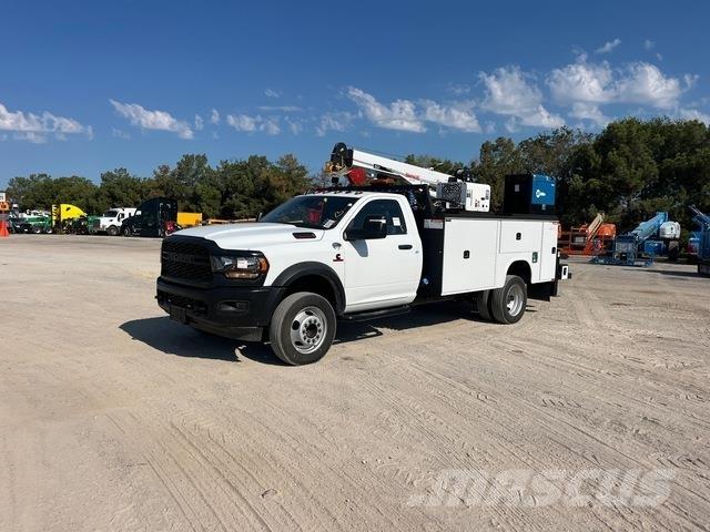 RAM 5500 Tienhoitoautot