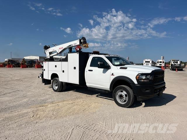 RAM 5500 Tienhoitoautot