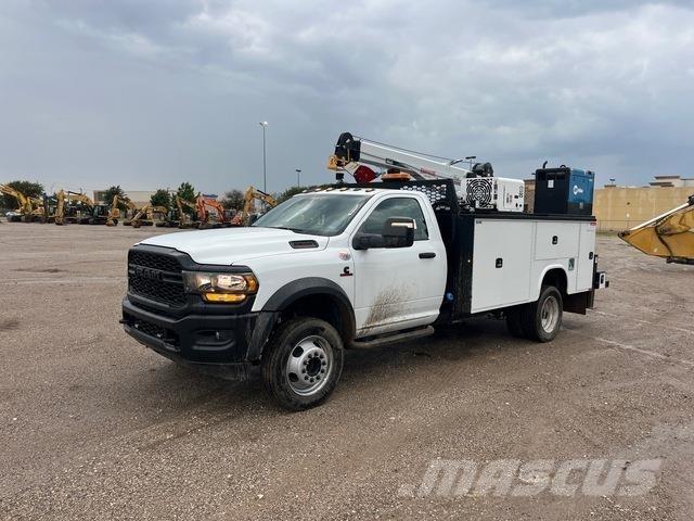 RAM 5500 Tienhoitoautot