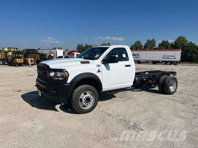 RAM 5500 Ohjaamot ja sisustat