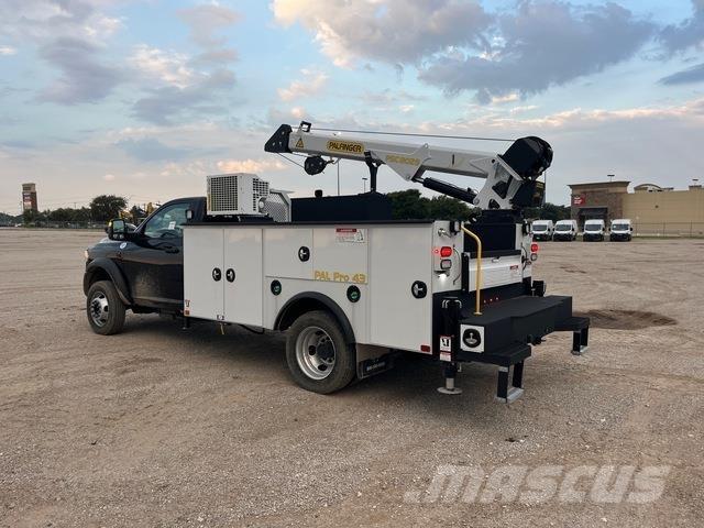 RAM 5500 Tienhoitoautot