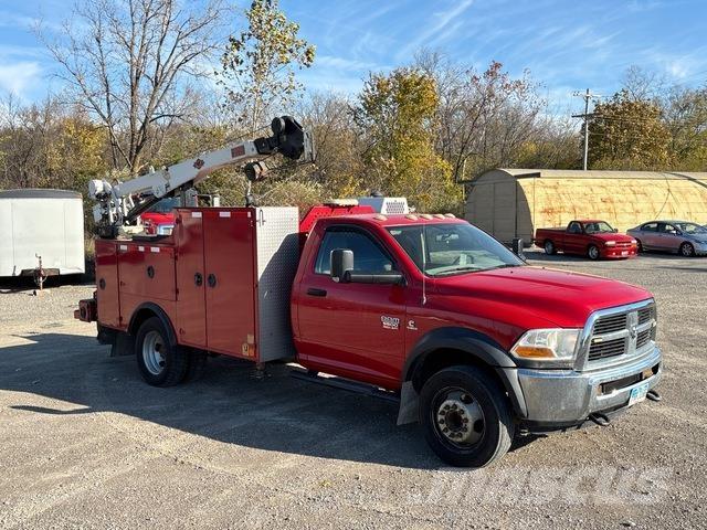 RAM 5500 Tienhoitoautot