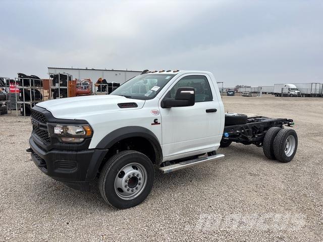 RAM 5500 Ohjaamot ja sisustat