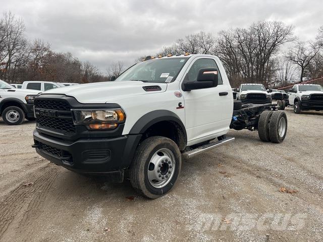 RAM 5500 Ohjaamot ja sisustat