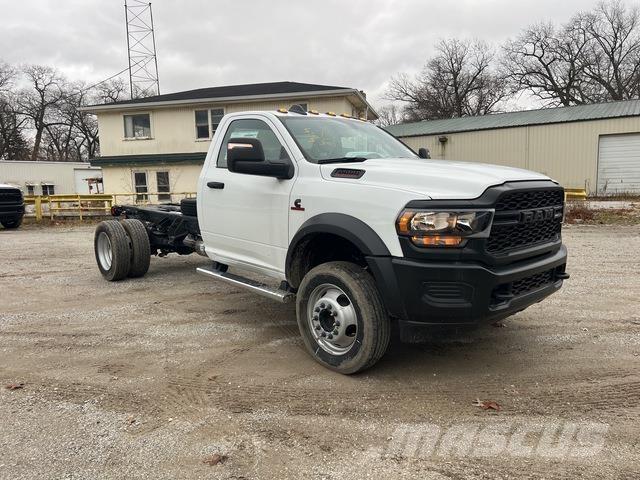 RAM 5500 Ohjaamot ja sisustat