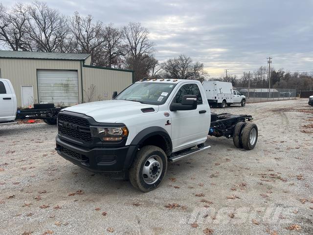 RAM 5500 Ohjaamot ja sisustat