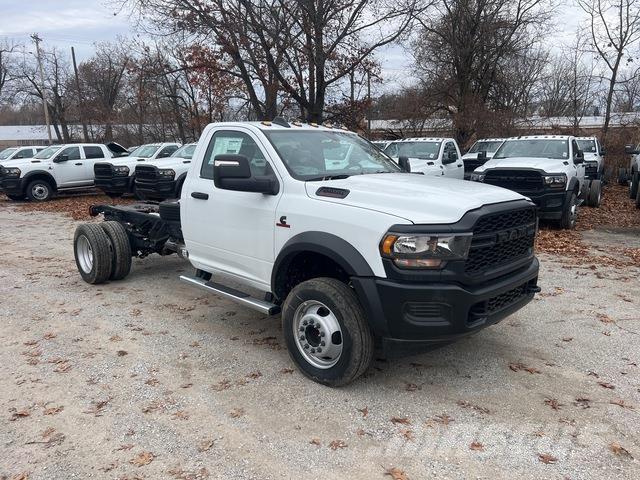 RAM 5500 Ohjaamot ja sisustat