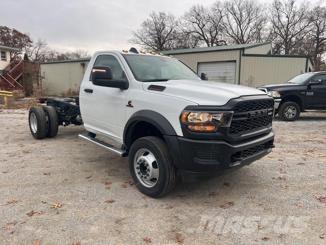 RAM 5500 Ohjaamot ja sisustat