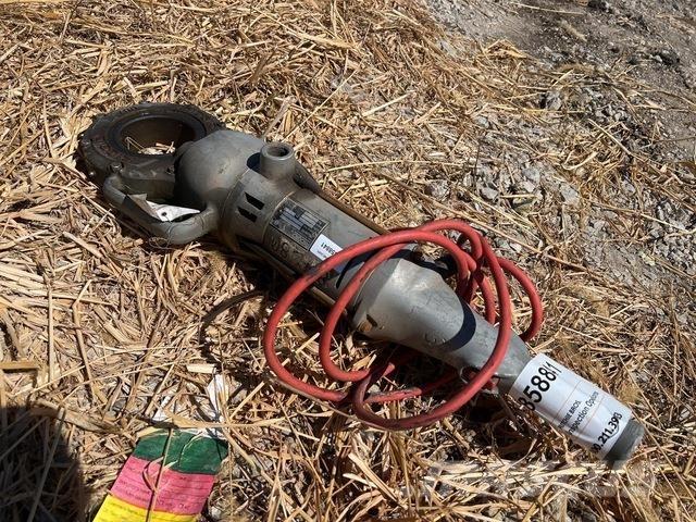  Ridgid 700-12 Putkistonkäsittelylaitteet