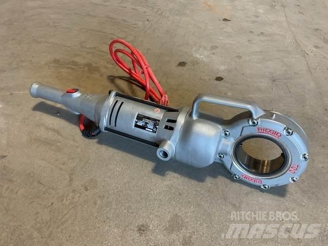  Ridgid 700-T2 Putkistonkäsittelylaitteet