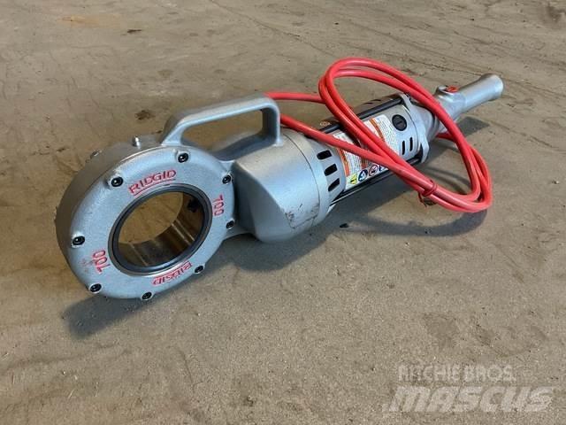  Ridgid 700-T2 Putkistonkäsittelylaitteet