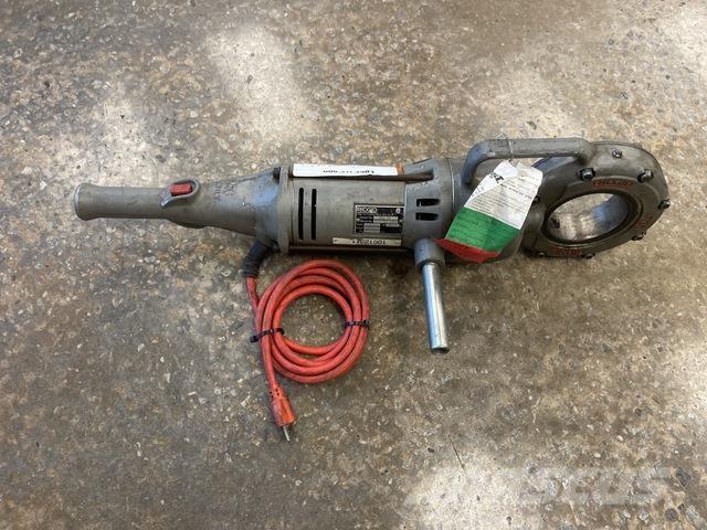  Ridgid 700-T2 Putkistonkäsittelylaitteet