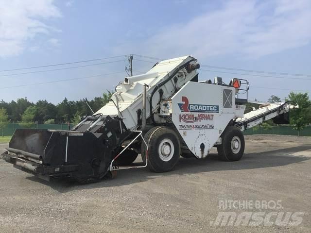 Roadtec SB2500 MTV (Material transport vehicle)